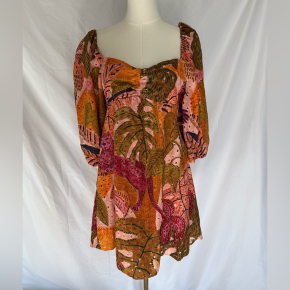 Kourt Dresses & Skirts - Kourt Robbie Palm Eyelet Puff Sleeve Mini Dress - Tropical Print - Size Medium